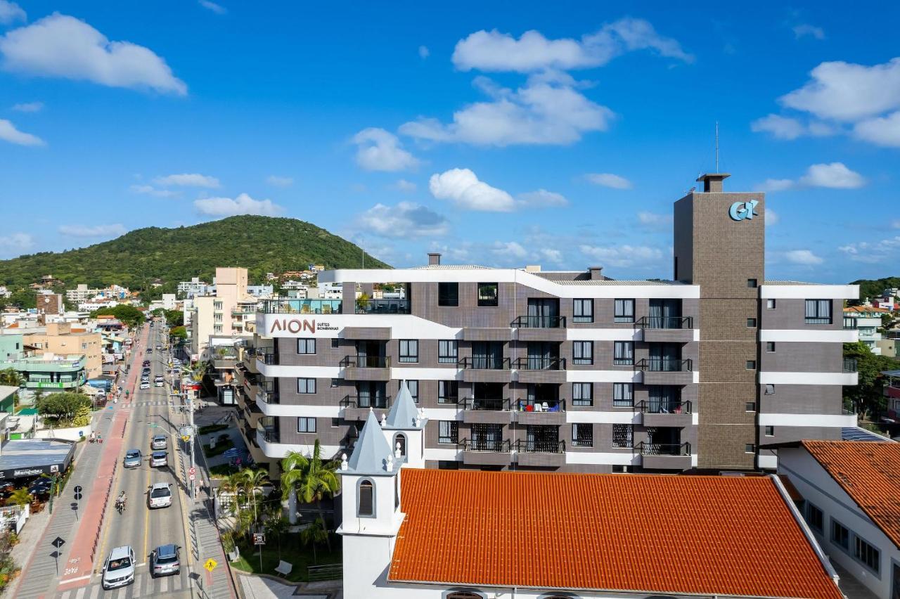בומבינאס Confortavel Loft Com Vista Para O Mar - Condominio Com Piscina מראה חיצוני תמונה